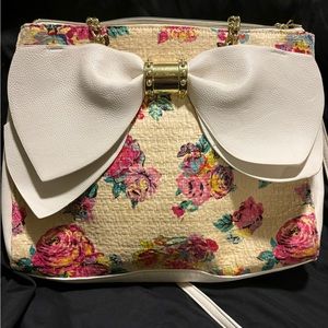 Betsey Johnson Summer bag. Who doesn’t love bows & floral???